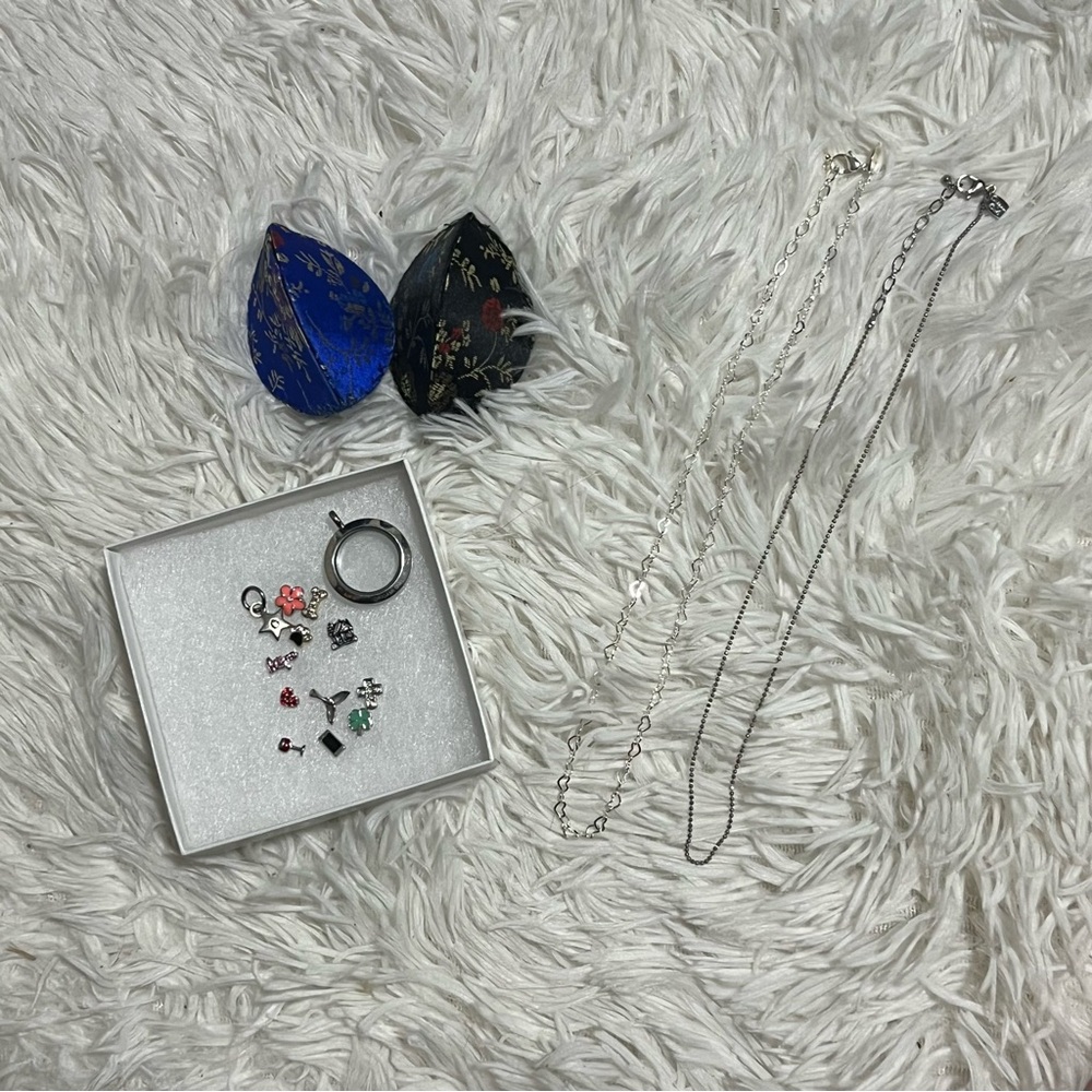 Origami Owl bundle